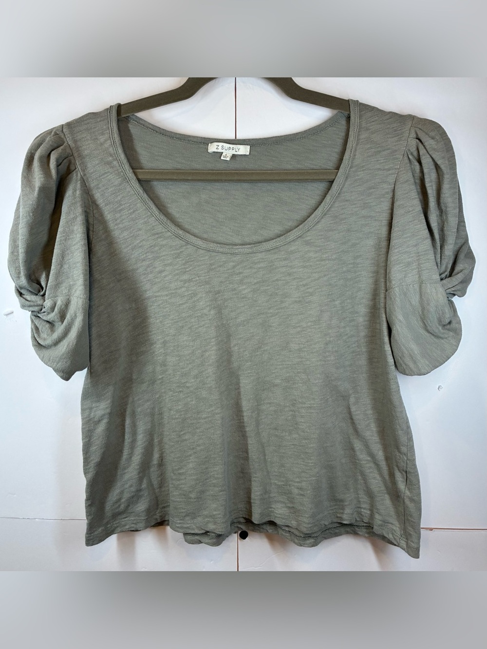 Z Supply Sage Green Puff Sleeve Knit Top Size Large